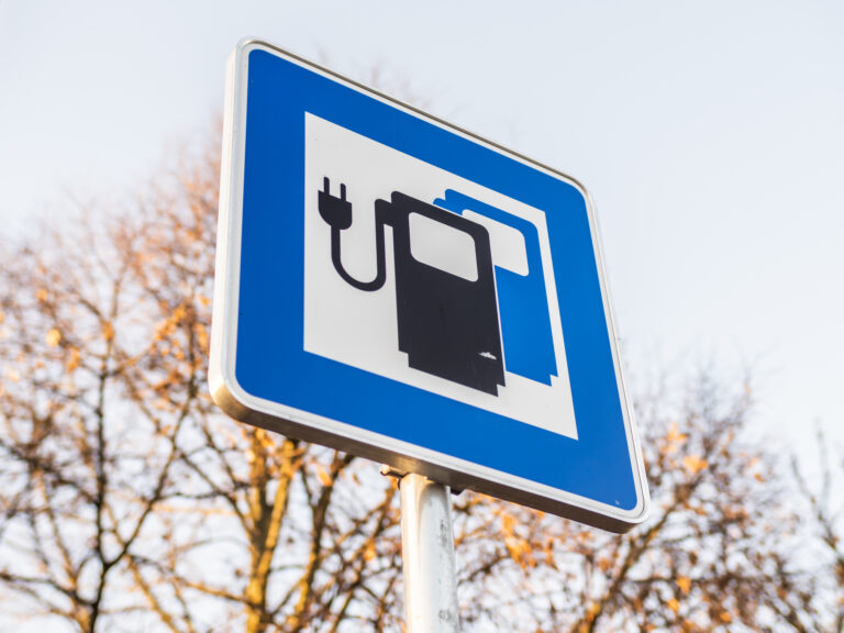 22 01 17 an electric vehicle charging point sign gettyimages 1098034208