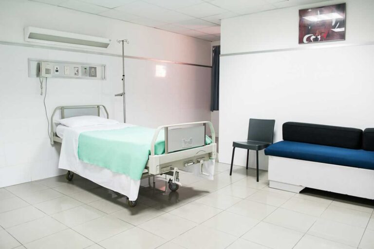 hospital unsplash