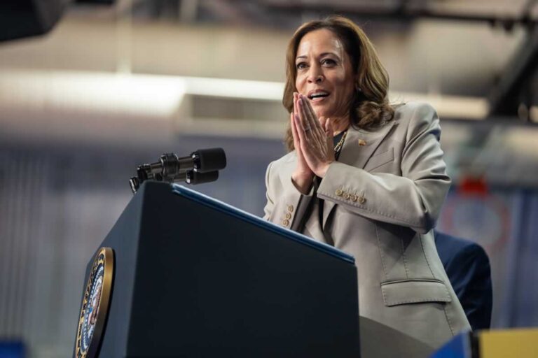 kamalaharris whitehouserxeventaug15