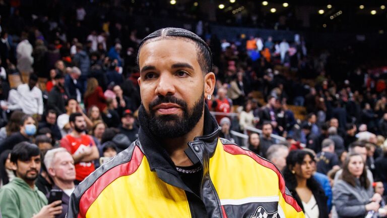 rapper drake nba game